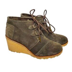 Toms Suede Wedge Bootie 7.5 Ankle Boot Lace Up Dark Green Boho EUC